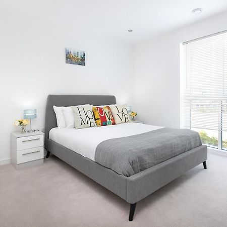 Skyvillion - Olympic View London Stratford Apartment المظهر الخارجي الصورة