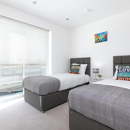 Skyvillion - Olympic View London Stratford Apartment المظهر الخارجي الصورة