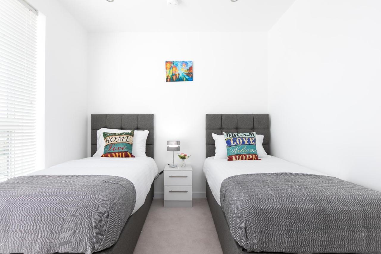Skyvillion - Olympic View London Stratford Apartment المظهر الخارجي الصورة
