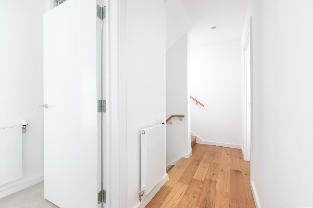 Skyvillion - Olympic View London Stratford Apartment المظهر الخارجي الصورة
